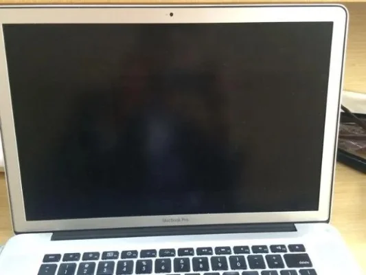 mac黑屏怎么办　mac黑屏怎么回事